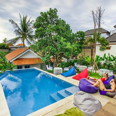 Angels Boutique Hostel Canggu  Bagian luar foto