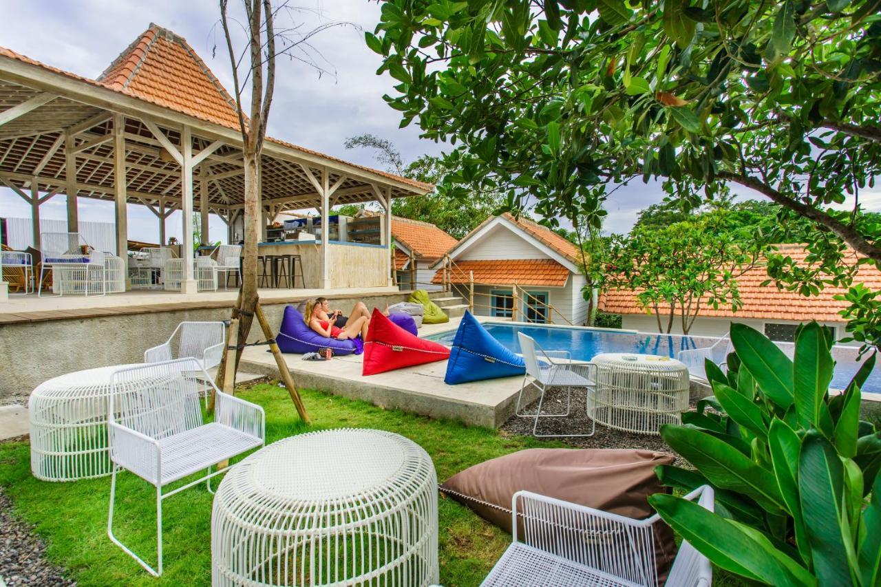 Angels Boutique Hostel Canggu  Bagian luar foto