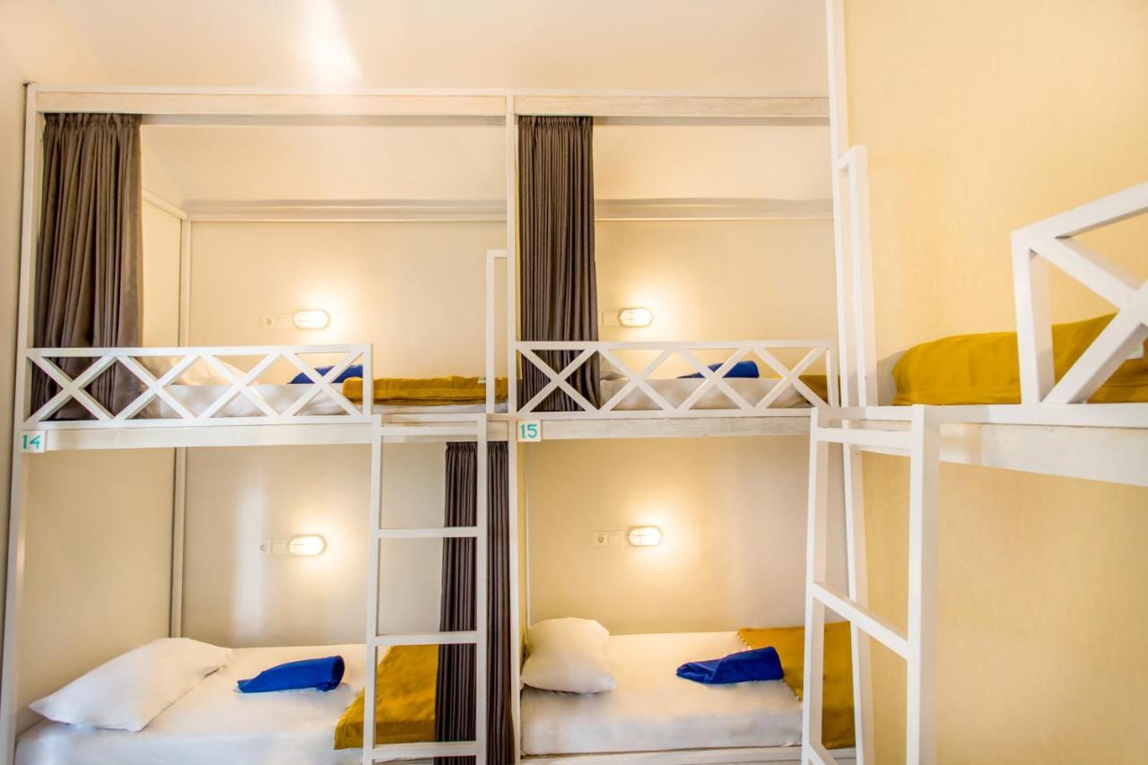 Angels Boutique Hostel Canggu  Bagian luar foto