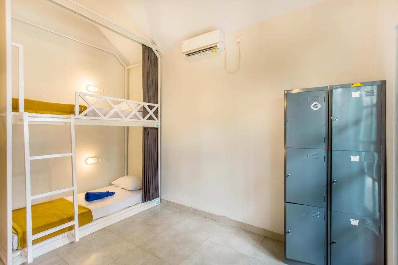 Angels Boutique Hostel Canggu  Bagian luar foto