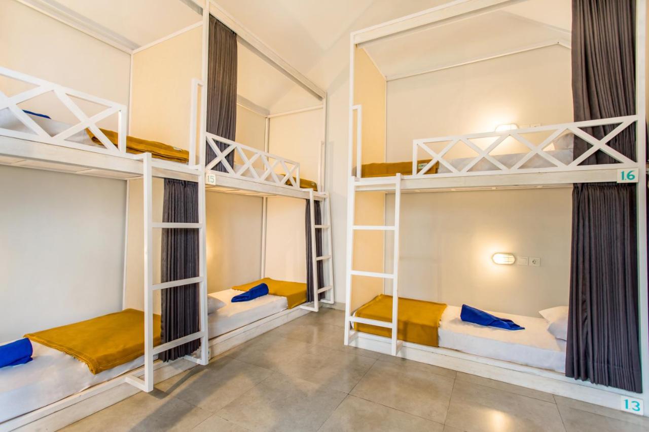Angels Boutique Hostel Canggu  Bagian luar foto