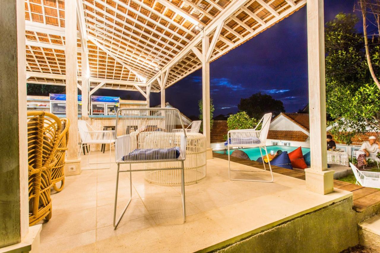 Angels Boutique Hostel Canggu  Bagian luar foto